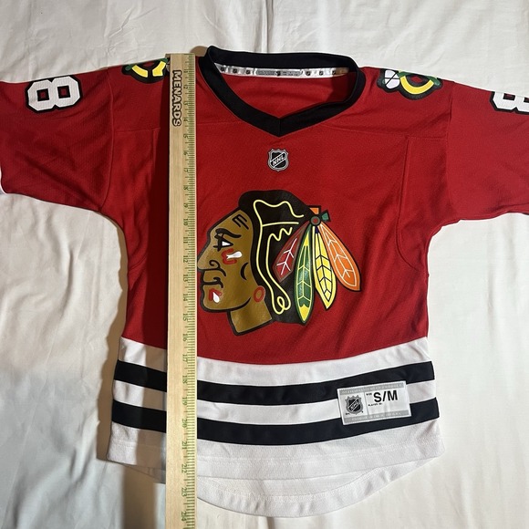 Official Patrick Kane YOUTH Blackhawks Jersey S/M - Picture 4 of 8